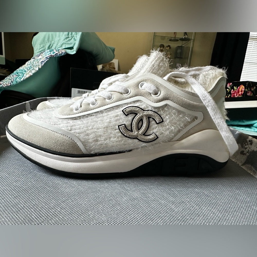 2019 Interlocking CC Logo Sneakers